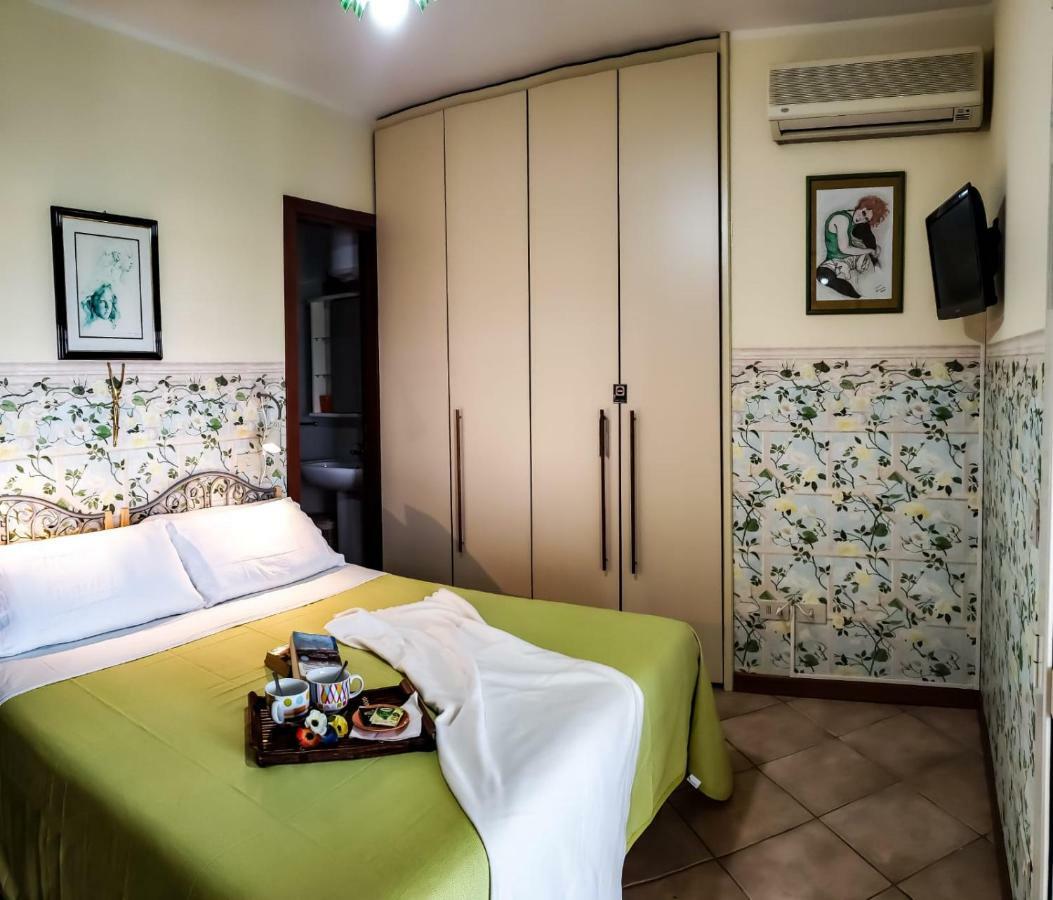 Incantevole Casa Sul Mare Vicino A Roma Nettuno Exteriör bild